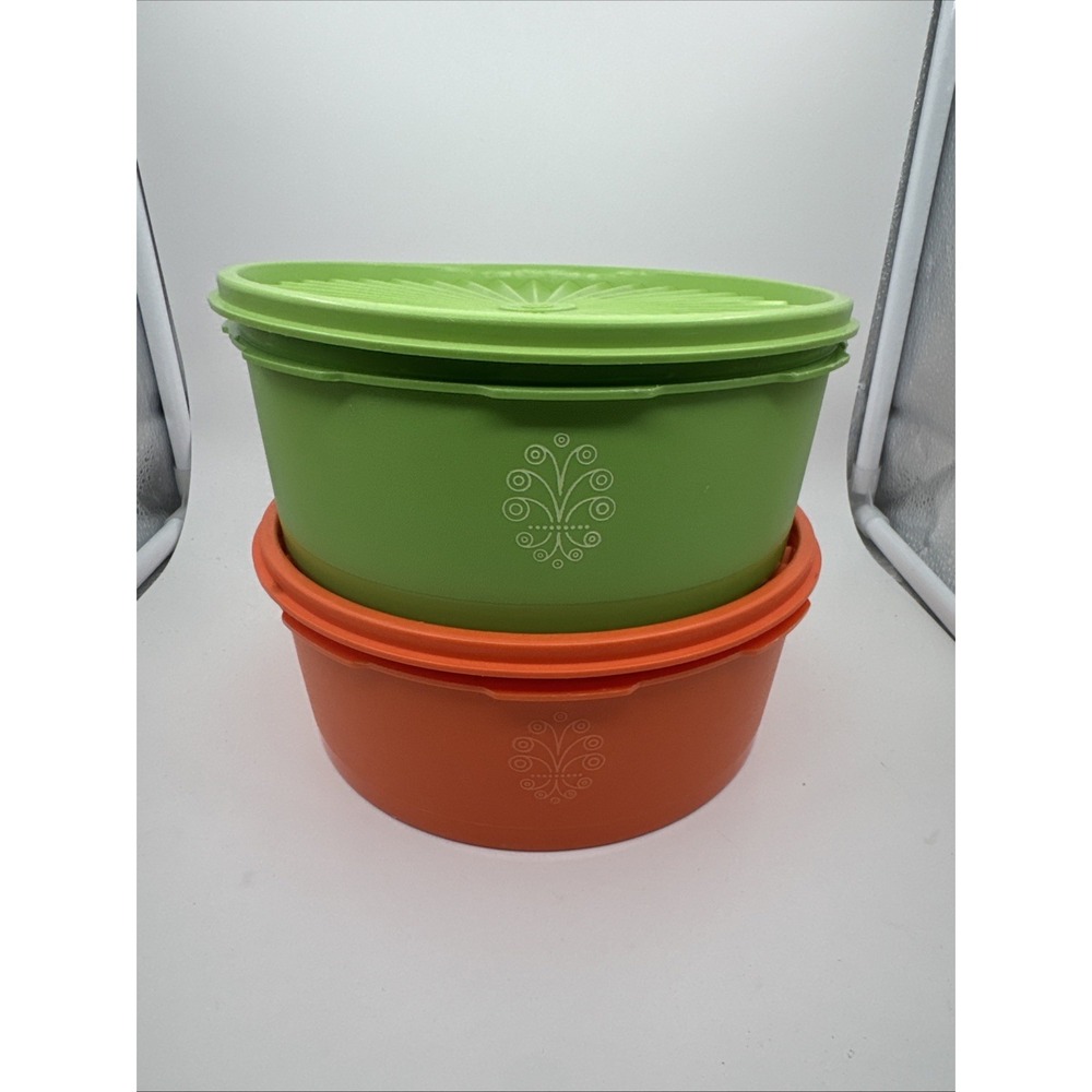 Vintage Tupperware 1204-7 And 1204-4 Orange And Green With Lids 1205-9